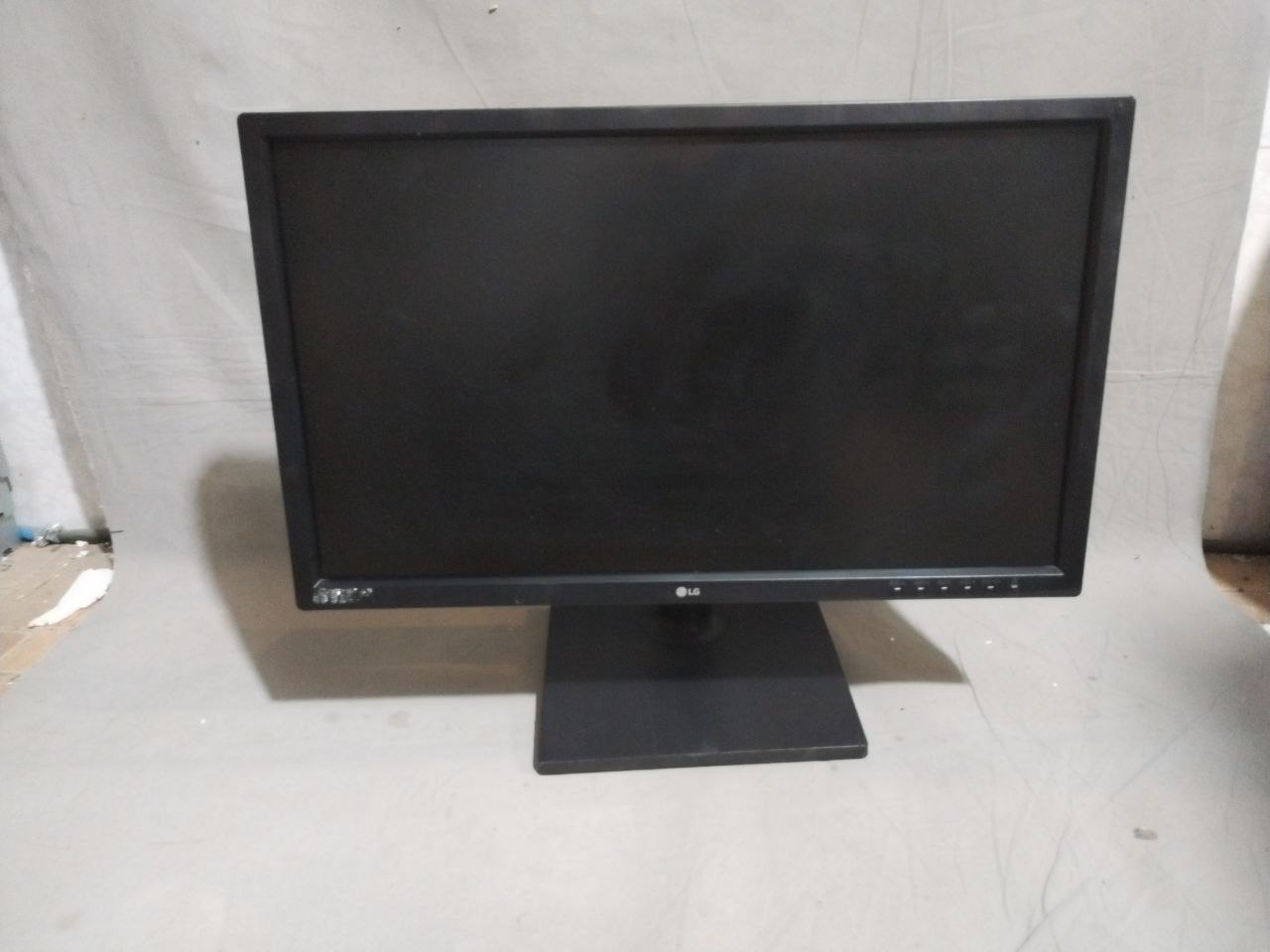 مانیتور استوک ال جی  22 اینچ         LG 22mb35pu-b