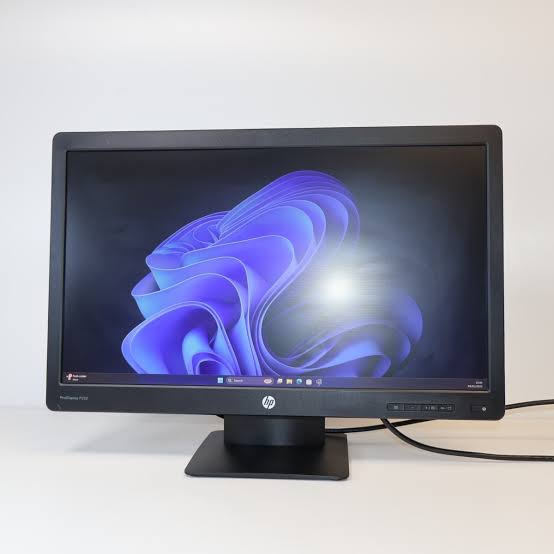 مانیتور استوک اچ پی 23 اینچ hp p232