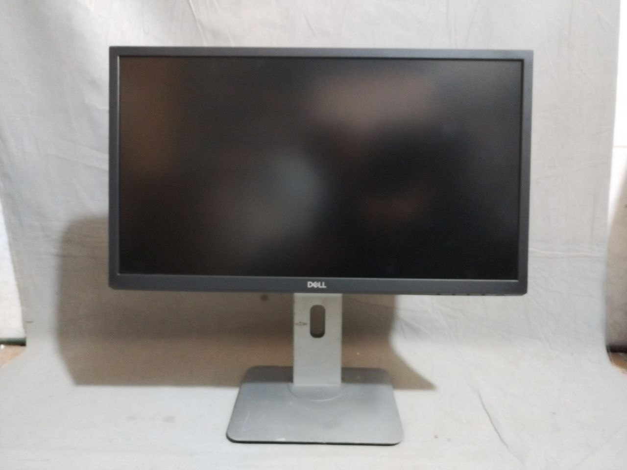 مانیتور استوک دل 22 اینچ dell e2222hs hdmi